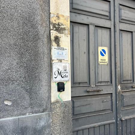 La Mansarda Di Melo Appartement Catánia Buitenkant foto